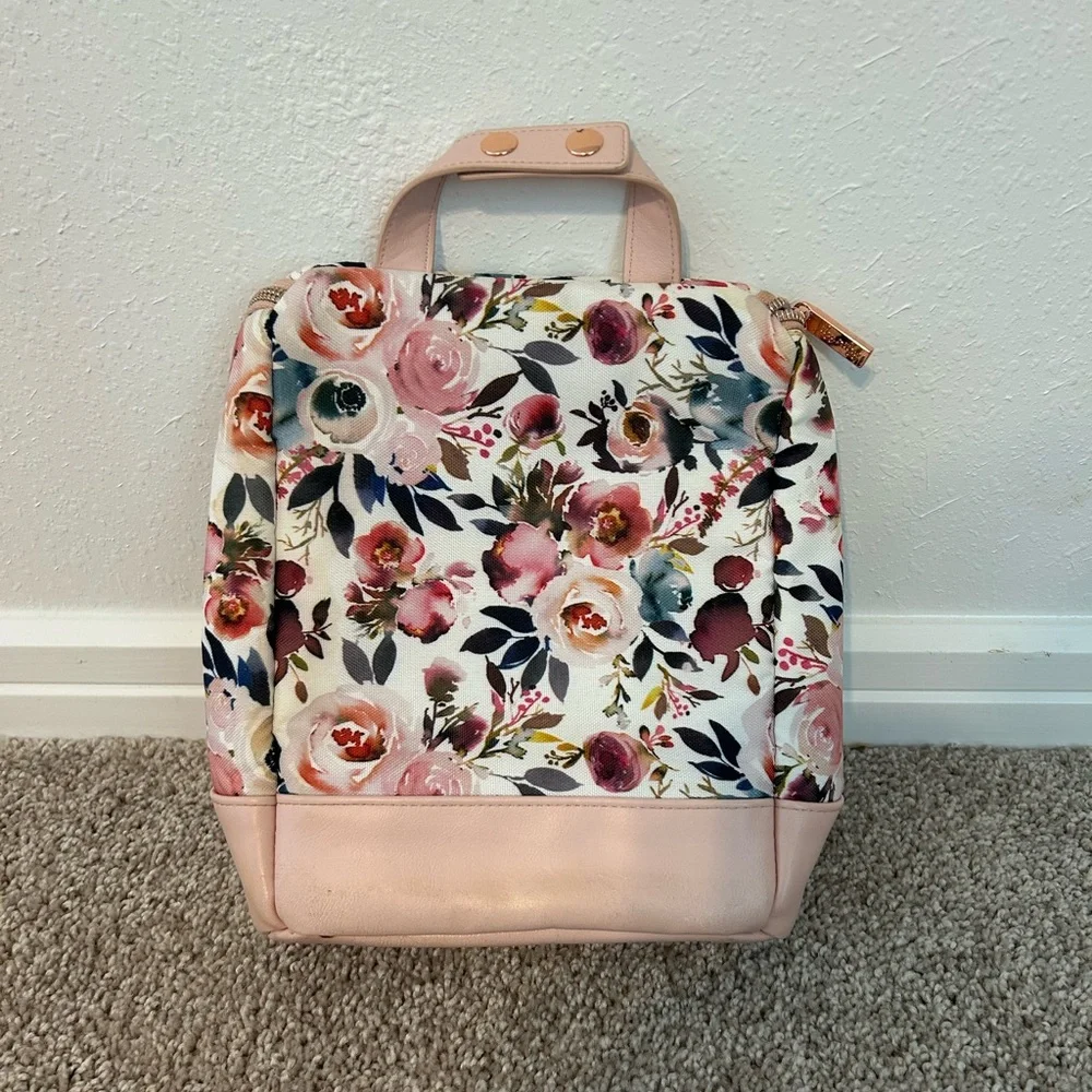 Itzy Ritzy pink floral